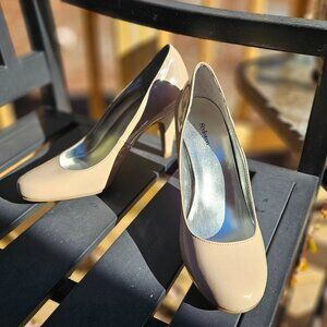 NWOT Style & Co Nude patent pumps Sz 8